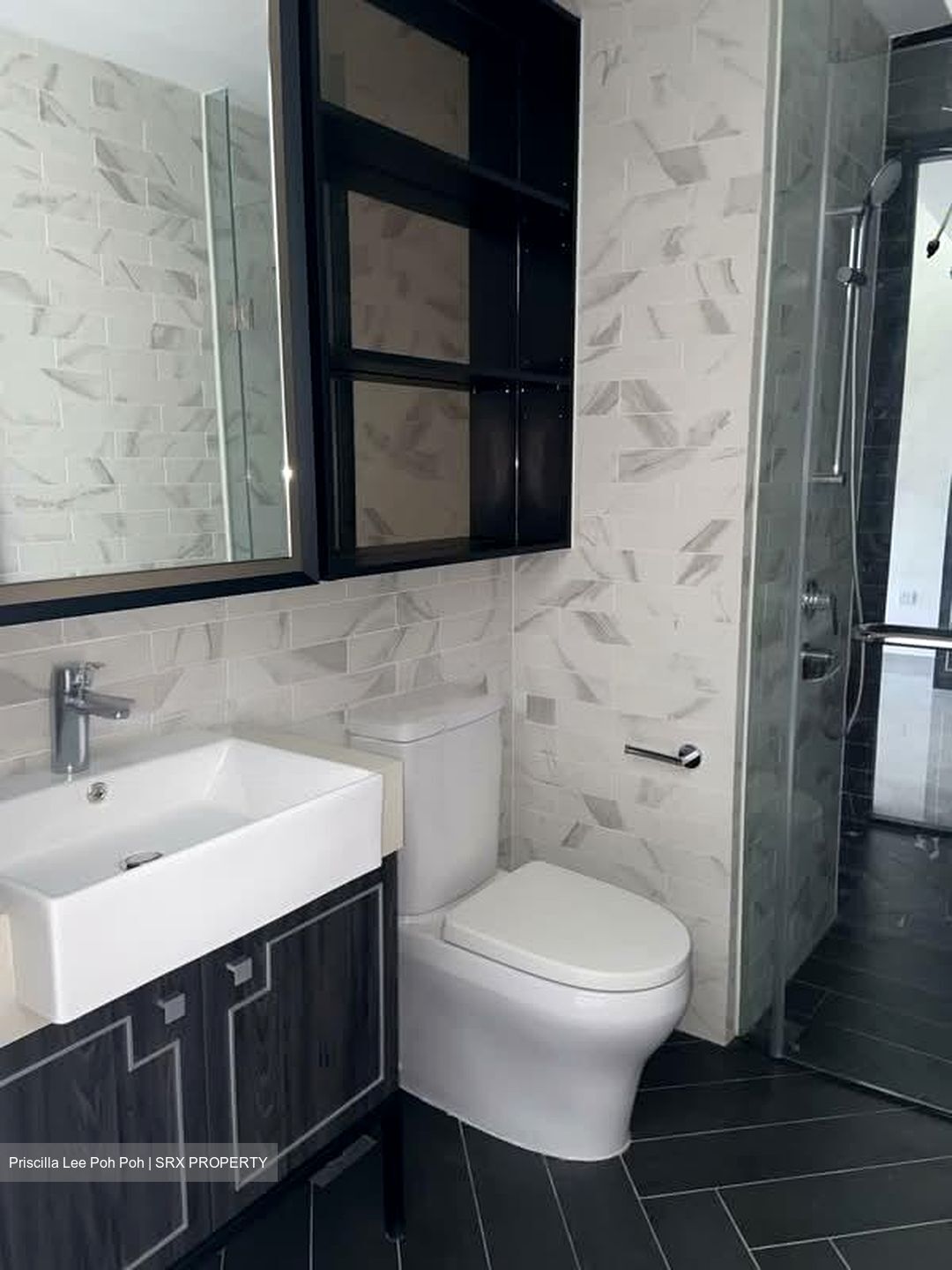 Mayfair Gardens (D21), Condominium #568196881